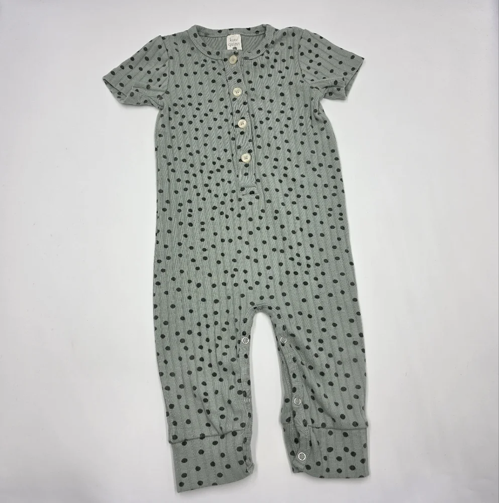 Kate Quinn baby ribbed henley romper size  6-12 months